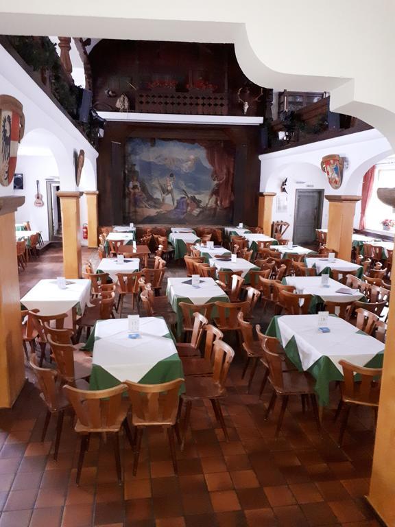 Gasthof Zum Rassen Garmisch-Partenkirchen Esterno foto